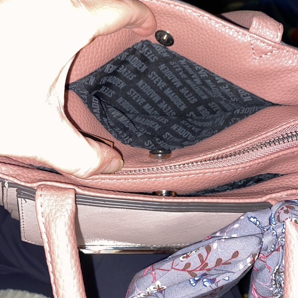 Steve Madden blush pink handbag with scarf. MSRP $99 - Picture 5 of 8